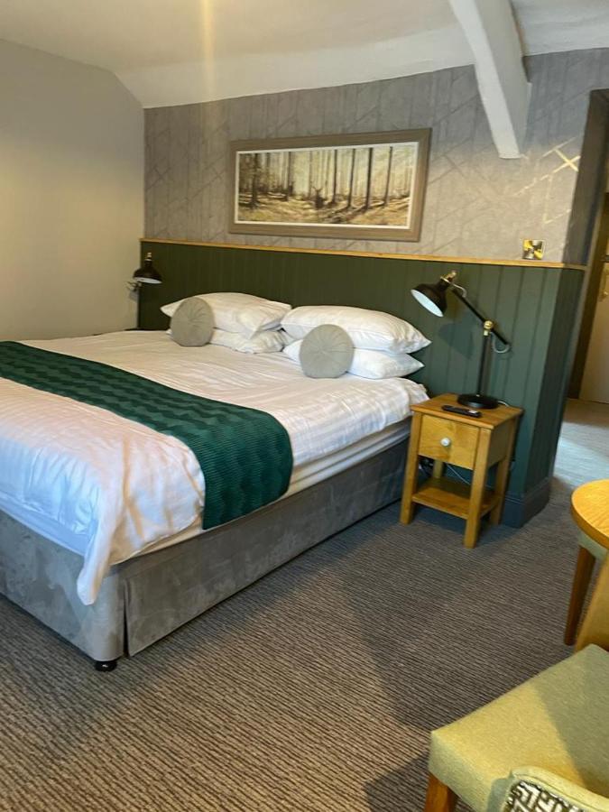 Black Bull Hotel Ленчестър Екстериор снимка